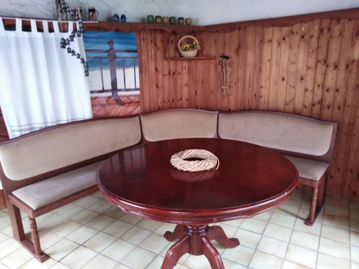 Ferienhaus Cilla Beltheim Экстерьер фото